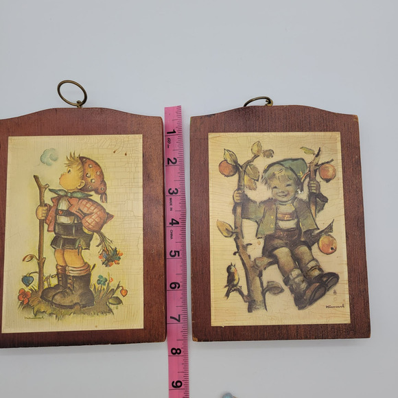 Set of 2 Vintage Hummel Goebel Figurine Wooden‎ Plaques - Picture 8 of 9